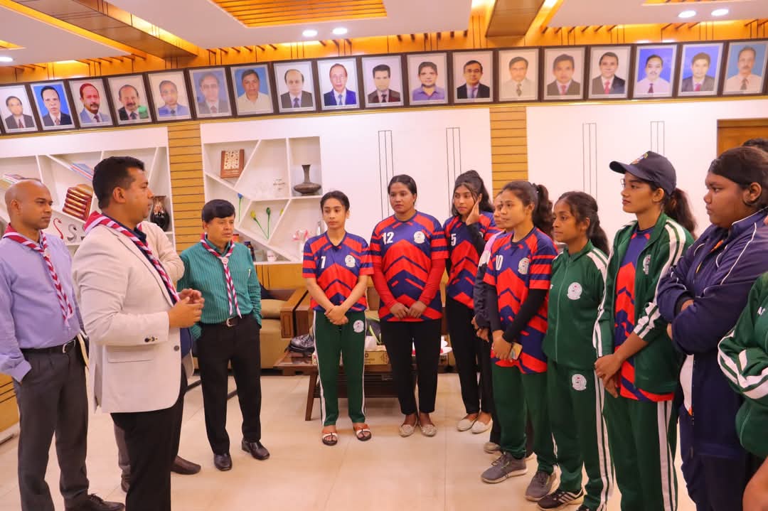 চ্যাম্পিয়নদের সামনের পথচলায় পাশে থাকার প্রতিশ্রুতি জেলা প্রশাসকের
