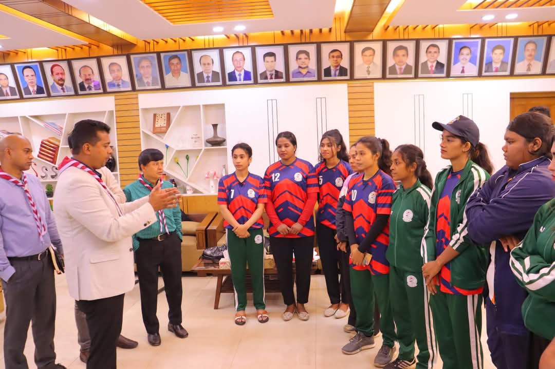 চ্যাম্পিয়নদের সামনের পথচলায় পাশে থাকার প্রতিশ্রুতি জেলা প্রশাসকের