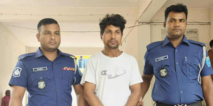 ফতুল্লায় ৪ স্কুলছাত্রীকে ধর্ষণের অভিযোগে গ্রেপ্তার পাগলা উচ্চ বিদ্যালয়ের খণ্ডকালীন শিক্ষক মিজানুর রহমান