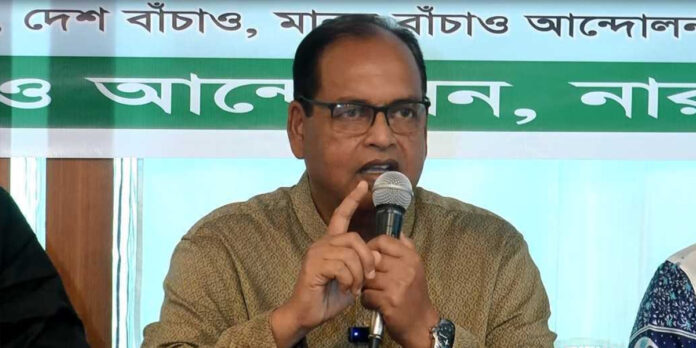 শামসুজ্জামান দুদু নারায়ণগঞ্জে দেশ বাঁচাও মানুষ বাঁচাও আন্দোলনের আলোচনা সভায় বক্তব্য দিচ্ছেন।