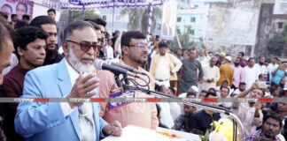 স্বরূপে ফিরছেন আতাউর রহমান মুকুল নারায়ণগঞ্জ মহানগর বিএনপির সাবেক যুগ্ম আহ্বায়ক ও বন্দর উপজেলার পরিষদের সাবেক চেয়ারম্যান আতাউর রহমান মুকুল স্বরূপে ফিরছেন