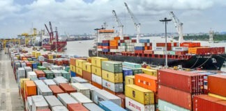 শহরের প্রাণকেন্দ্র খানপুরে কোনো টার্মিনাল চায় না নারায়ণগঞ্জবাসী