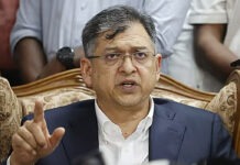 সহসা রাজনীতি করার সুযোগ পাচ্ছে না ফ্যাসিবাদী আওয়ামী লীগ: স্বরাষ্ট্রমন্ত্রীর অবস্থান স্পষ্ট স্বরাষ্ট্রমন্ত্রী সালাউদ্দিন আহম্মেদের ছবি।