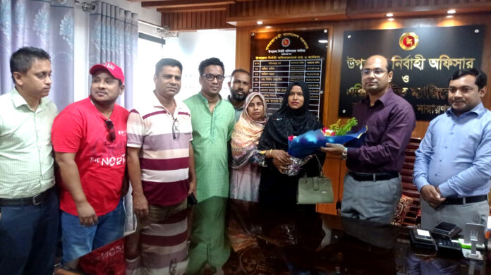 চেয়ারম্যান হিসেবে দায়িত্ব গ্রহণ করলেন পিংকি আক্তার