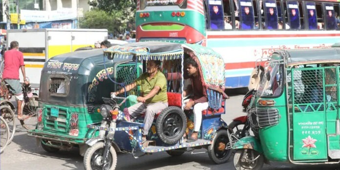 নারায়ণগঞ্জ শহরকে বাসযোগ্য করতে কেন্দ্র থেকে বাস ও টেম্পু স্ট্যান্ড বাইরে সরানোর দাবি শহরবাসীর