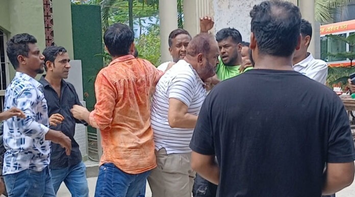 নারায়ণগঞ্জে বিএনপি নেতাকে মারধর, যুবদলের ৫ নেতা-কর্মী বহিষ্কার!