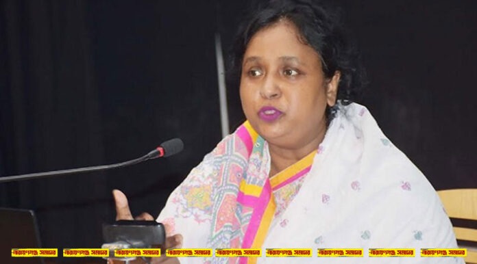 selina-hayat-ivi-narayanganj-politics.jpg নারায়ণগঞ্জ সিটি কর্পোরেশনের সাবেক মেয়র ডা. সেলিনা হায়াৎ আইভী