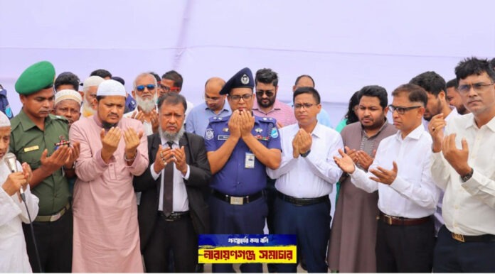 জুলাই শহীদ দিবসে হাজীগঞ্জ স্মৃতিস্তম্ভে শ্রদ্ধাঞ্জলি