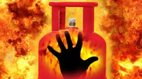 narayanganj-gas-leak-fire-three-burned